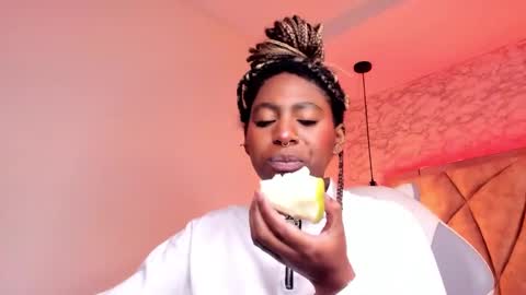   online show from February 2025 04:22:01 PM