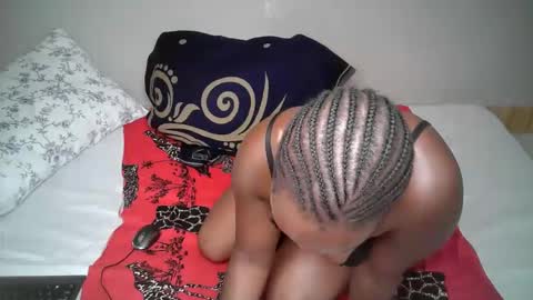 queen_pretty11 online show from May 2026 06:53:01 AM