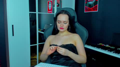 Your world and the universe Aliss online show from February 2025 06:39:01 AM