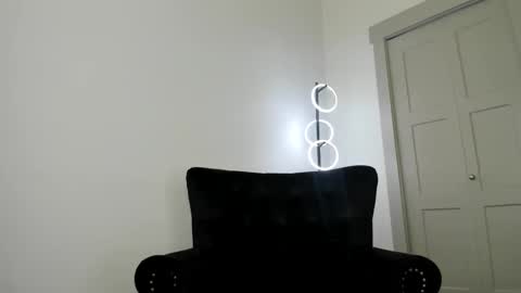 Queen Blaire online show from October 2025 05:46:01 PM