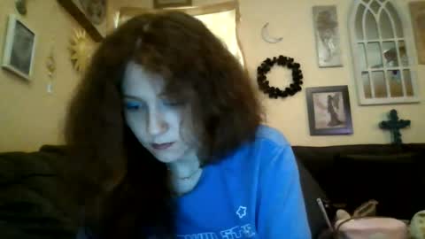 Snapshot of queencrimsonlvx chatting on July 2026 09:51:01 AM queencrimsonlvx online show from July 2026 09:51:01 AM
