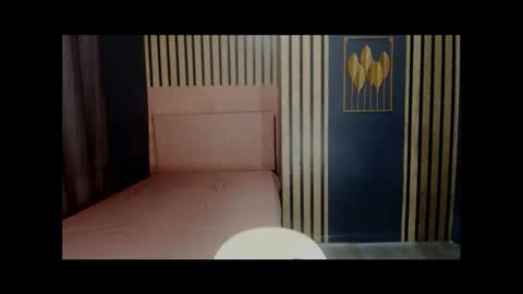 queenemeraldts online show from December 2024 02:34:02 AM