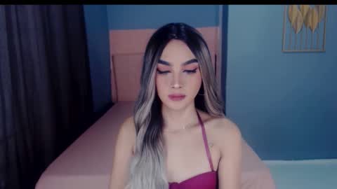 queenemeraldts online show from October 2025 02:08:02 AM