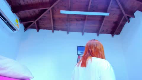 Queen online show from October 2025 05:02:02 PM