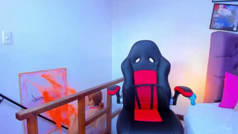 Queen online show from October 2025 06:52:01 PM