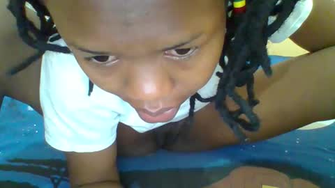 Snapshot of queenleona61 chatting on October 2025 05:15:01 AM queenleona61 online show from October 2025 05:15:01 AM