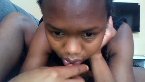 queenleona61 online show from June 2026 09:14:01 AM