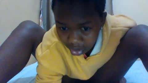 queenleona61 online show from June 2026 04:15:02 AM