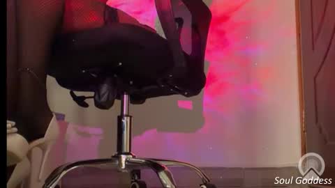 queenmaheliya online show from December 2025 08:57:02 PM