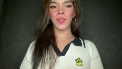 QUEEN online show from October 2025 01:52:01 PM