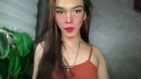 QUEEN online show from February 2026 10:28:02 PM