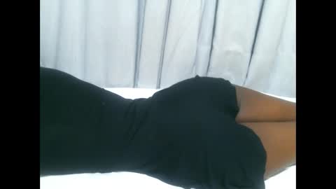 queenninaa online show from February 2026 04:14:01 PM