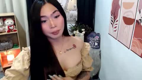 Mikka online show from April 2026 03:31:01 PM