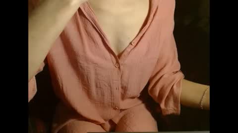 queenoftenderness online show from February 2025 10:31:02 PM