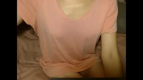 queenoftenderness online show from December 2025 06:58:02 PM