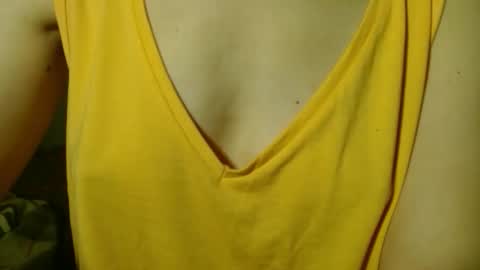 Snapshot of queenoftenderness chatting on May 2026 08:07:02 PM queenoftenderness online show from May 2026 08:07:02 PM