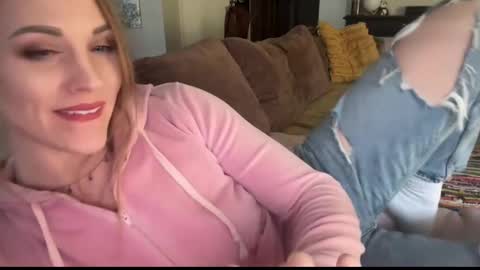 Bree online show from February 2026 09:44:02 PM