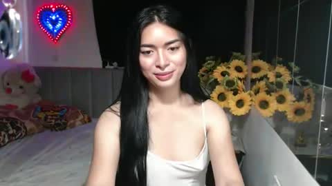 QueenPinay69 online show from November 2025 05:10:01 AM