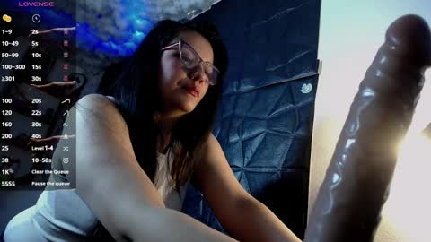Snapshot of queenrose94 chatting on June 2026 02:44:02 PM queenrose94 online show from June 2026 02:44:02 PM
