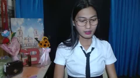 queensteffi online show from January 2025 12:05:02 PM