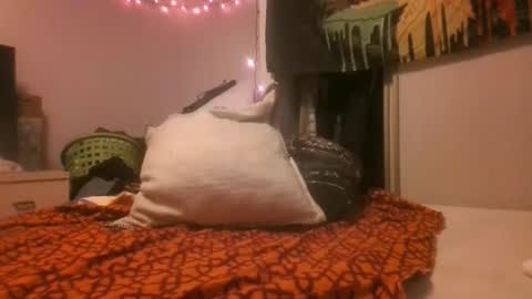 Snapshot of queenstonermami chatting on June 2026 03:01:02 PM queenstonermami online show from June 2026 03:01:02 PM
