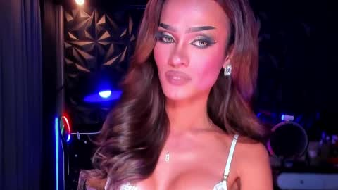 ValentinaMoone online show from May 2026 09:56:02 PM