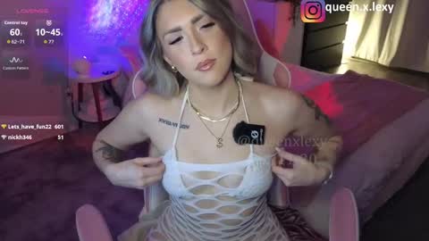 queenx_lexy online show from November 2025 05:12:01 PM