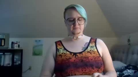 queerlyjaz online show from October 2025 11:04:01 PM