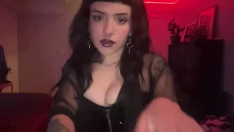 Reina online show from April 2026 02:50:02 AM