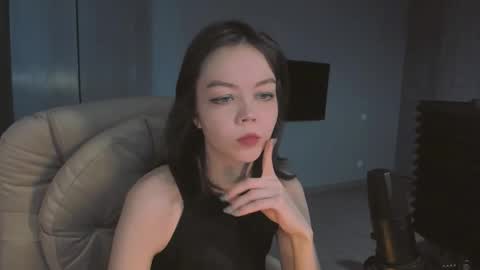 Snapshot of quietluxury chatting on February 2026 10:08:02 AM quietluxury online show from February 2026 10:08:02 AM