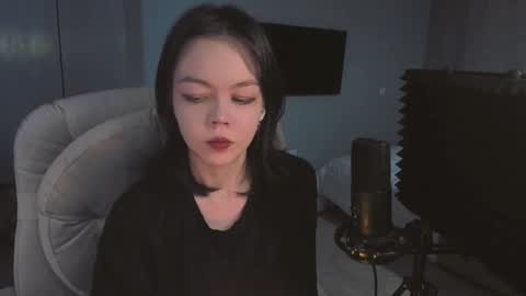 Snapshot of quietluxury chatting on March 2026 11:27:02 AM quietluxury online show from March 2026 11:27:02 AM