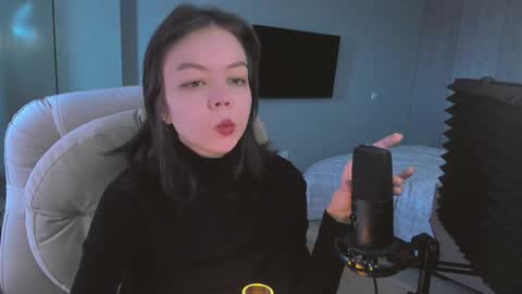 quietluxury online show from March 2026 11:38:01 AM