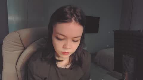 Snapshot of quietluxury chatting on May 2026 10:23:01 AM quietluxury online show from May 2026 10:23:01 AM