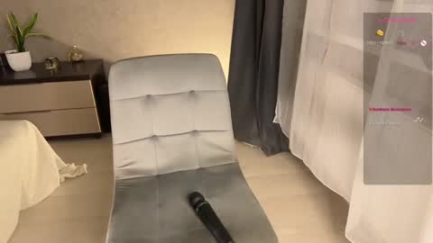 Snapshot of quintessencel chatting on February 2025 06:12:01 PM Next stream December 1 FANSLY Loxrye online show from February 2025 06:12:01 PM