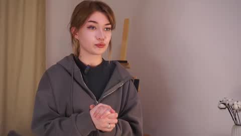 Alice online show from November 2025 01:44:02 PM