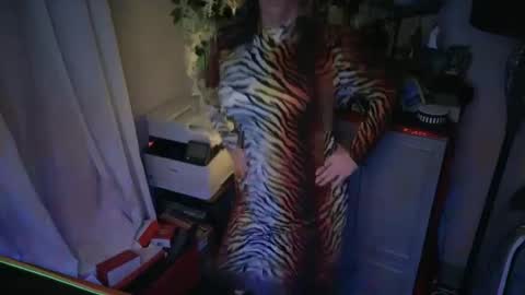 ViVaLuvLicious online show from January 2025 01:27:01 AM