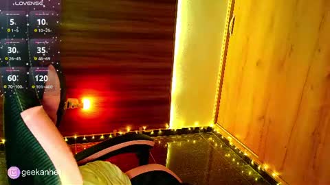 Snapshot of r0ttenangel chatting on June 2026 04:54:01 AM Angel online show from June 2026 04:54:01 AM