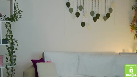 rachel__lips online show from June 2026 08:17:01 AM