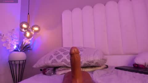 Mariana online show from April 2026 10:12:01 PM