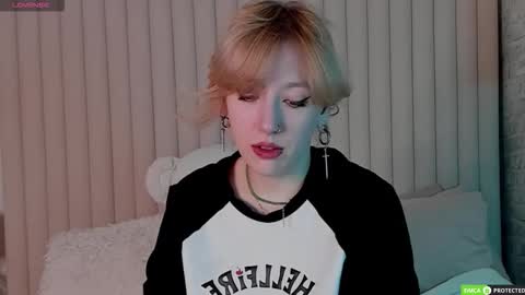 Ray  online show from November 2025 03:12:01 AM