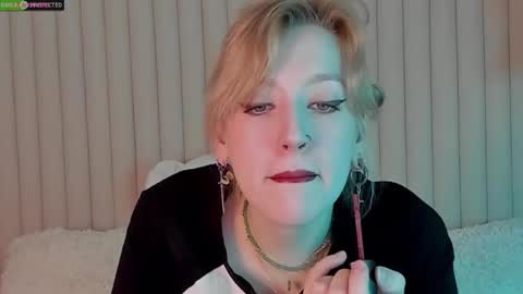 Ray  online show from November 2025 03:17:02 AM