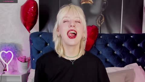 RachelCart online show from February 2025 03:52:01 AM