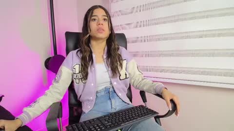 Rachell online show from March 2025 06:37:02 AM