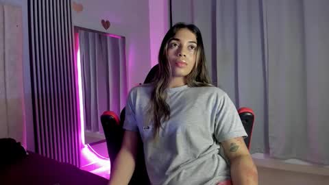 rachell_owen online show from December 2025 04:42:02 AM