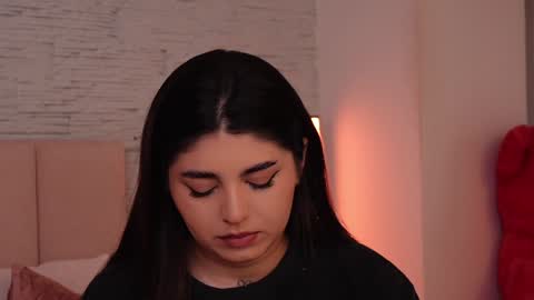 RachelSwaan online show from December 2024 11:33:01 AM