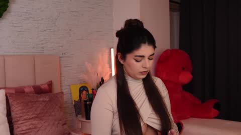 RachelSwaan online show from February 2025 04:37:02 AM