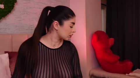 RachelSwaan online show from February 2025 09:42:01 AM