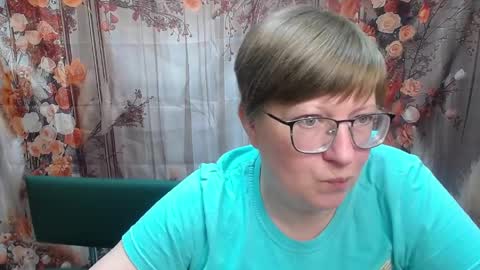 Snapshot of radachudna chatting on May 2026 05:13:01 AM RadaChudna online show from May 2026 05:13:01 AM