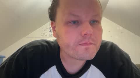 Snapshot of raeganv chatting on February 2026 11:16:01 AM raeganv online show from February 2026 11:16:01 AM