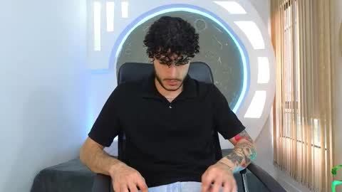 R A F A E L online show from September 2025 09:26:02 PM